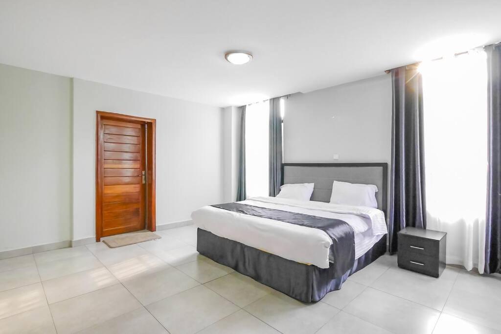 Ultra Modern Apartment In Nyarutarama Kigali Eksteriør bilde
